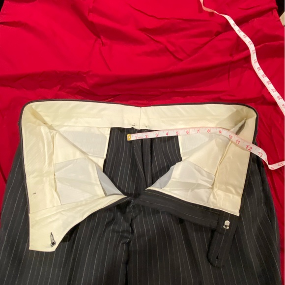 Stonehouse grey pinstripe 3 button suit - Picture 16 of 16